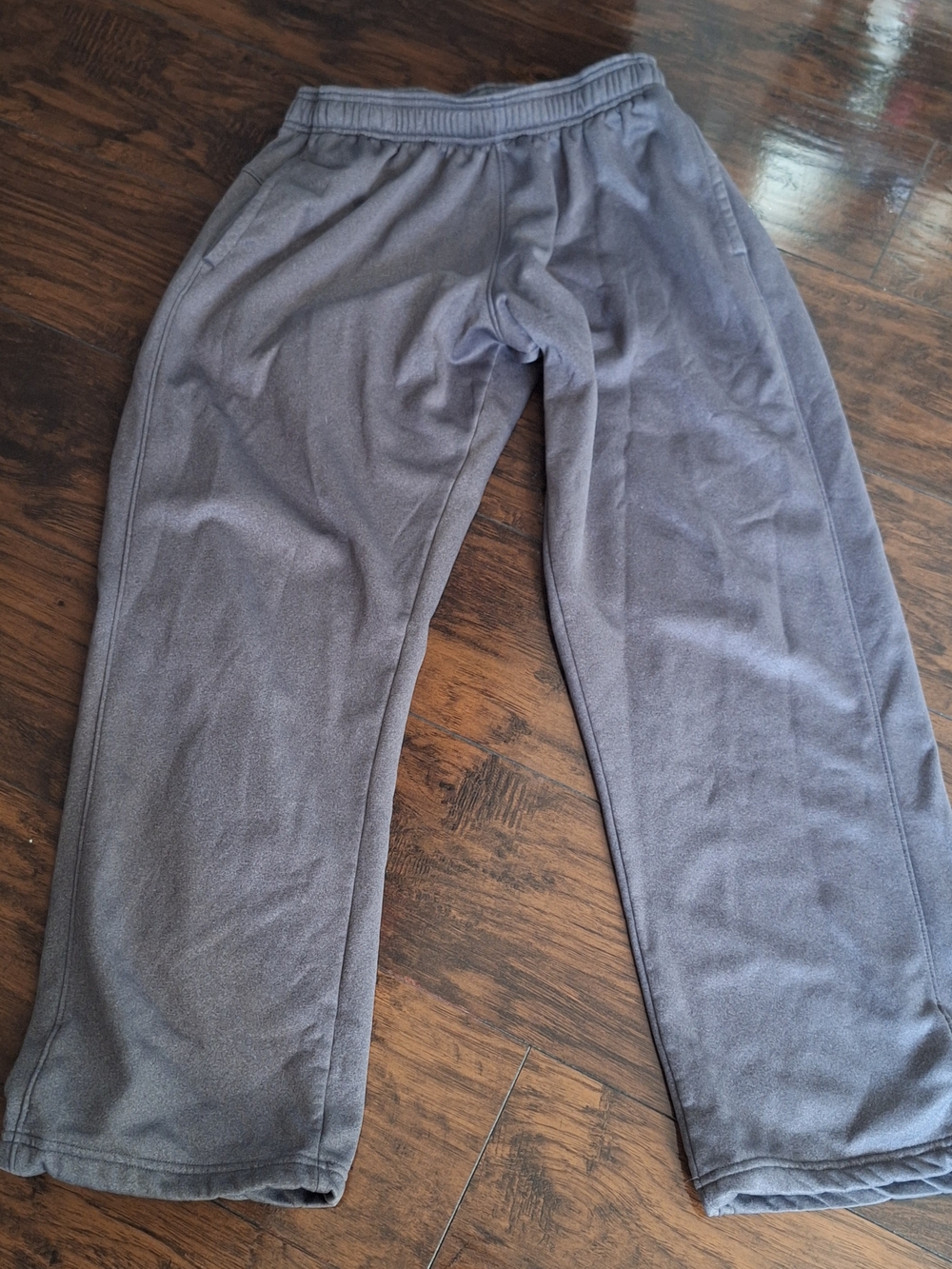 Under Armour Men's Gray Fleece Joggers - Cozy Everyday Sweatpants
